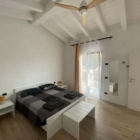 A Casa Di Chiara -isola D'elba - Capoliveri - Naregno * Porto Azzurro