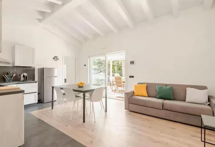 A Casa Di Chiara -isola D'elba - - Naregno